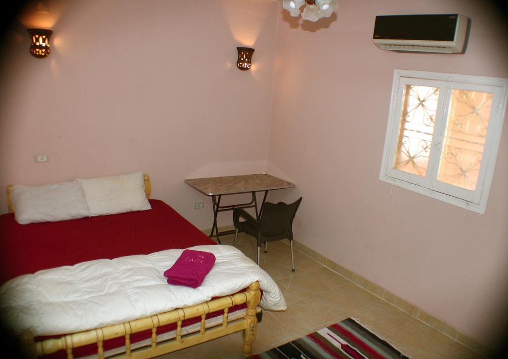 Pyramids Loft Homestay Kafret el-Gabal Camera foto