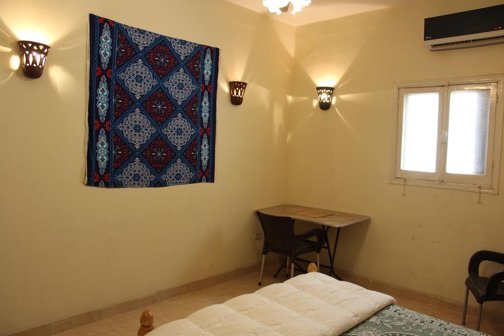 Pyramids Loft Homestay Kafret el-Gabal Camera foto