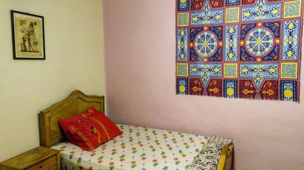 Pyramids Loft Homestay Kafret el-Gabal Esterno foto